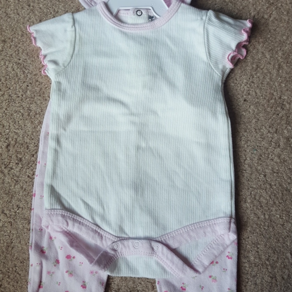 ❤ 4/$20 Rene Rofe Baby 3 Piece Set - Picture 3 of 8